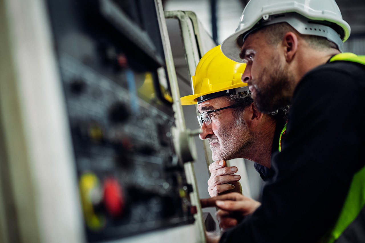 Reduce your energy consumption. Preventive maintenance and optimization in manufacturing.